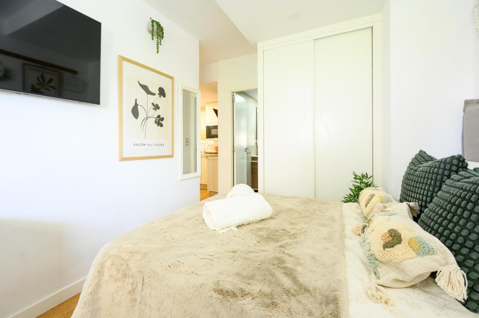 Estudio Con Parking Teatinos Malaga Living Buitenkant foto